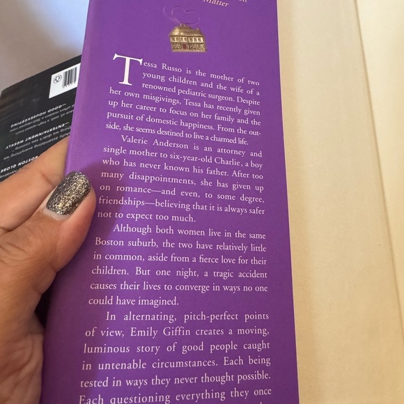 Emily Griffin’s Heart of the Matter HC Novel With Dust Jacket with Minimal Wear - Picture 9 of 9